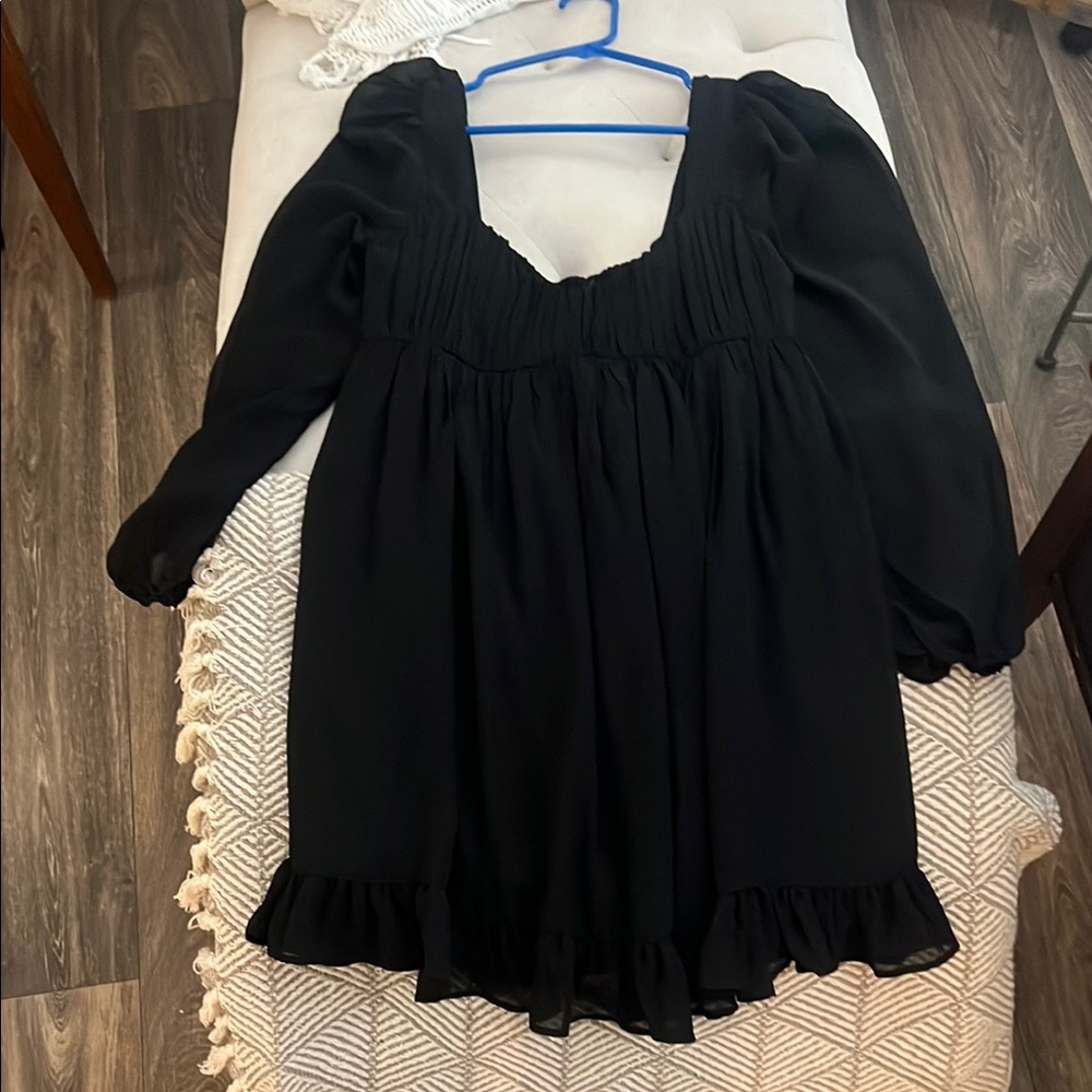 Elegant Black Long Sleeve Dress